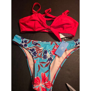 Women's CUPSHE Red Teal Floral Bikini Set Size S